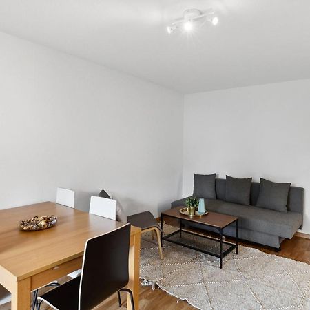 Zurich Urban Charm: Your Comfy Stay Close To The City Eksteriør billede