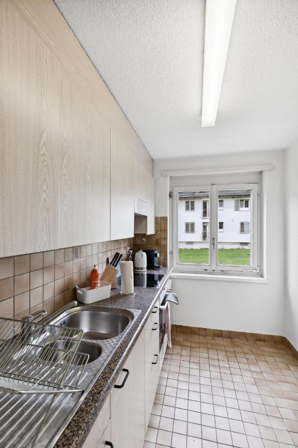 Zurich Urban Charm: Your Comfy Stay Close To The City Eksteriør billede