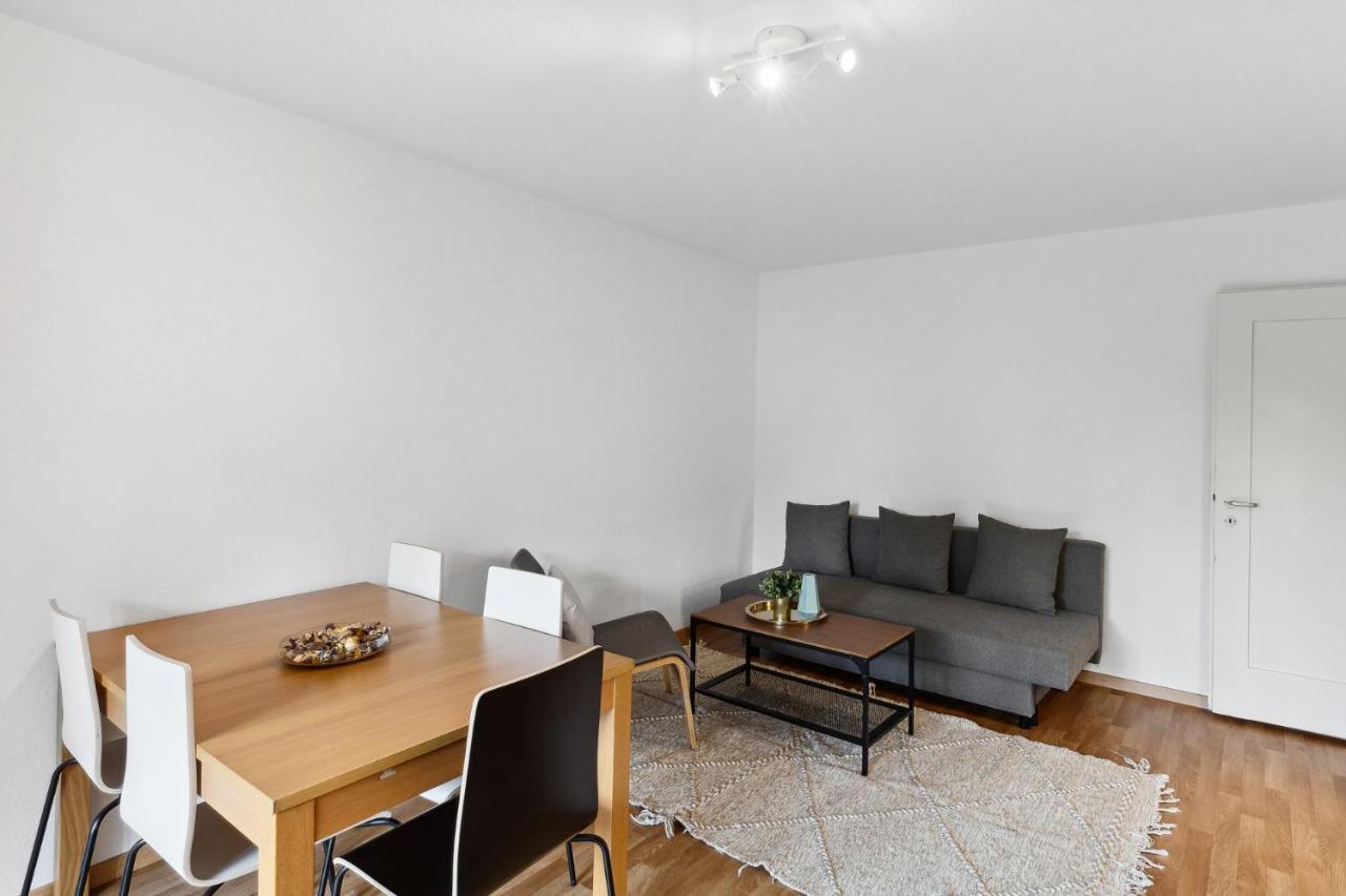 Zurich Urban Charm: Your Comfy Stay Close To The City Eksteriør billede