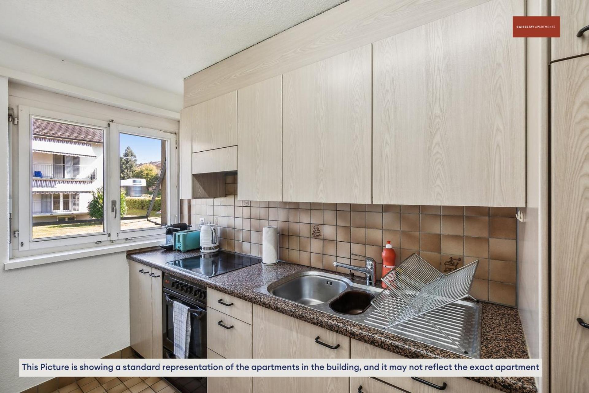 Zurich Urban Charm: Your Comfy Stay Close To The City Eksteriør billede