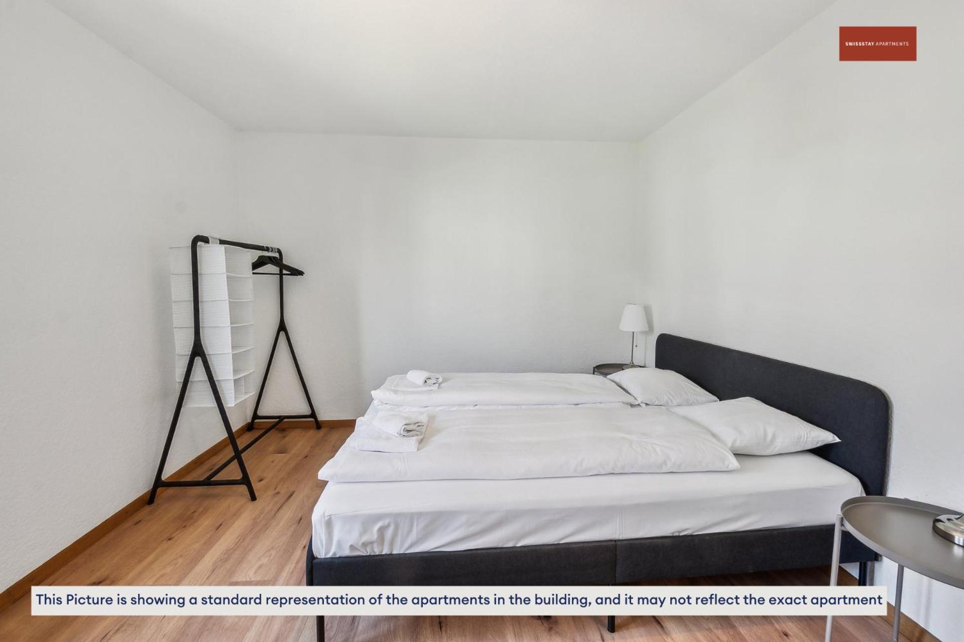 Zurich Urban Charm: Your Comfy Stay Close To The City Eksteriør billede